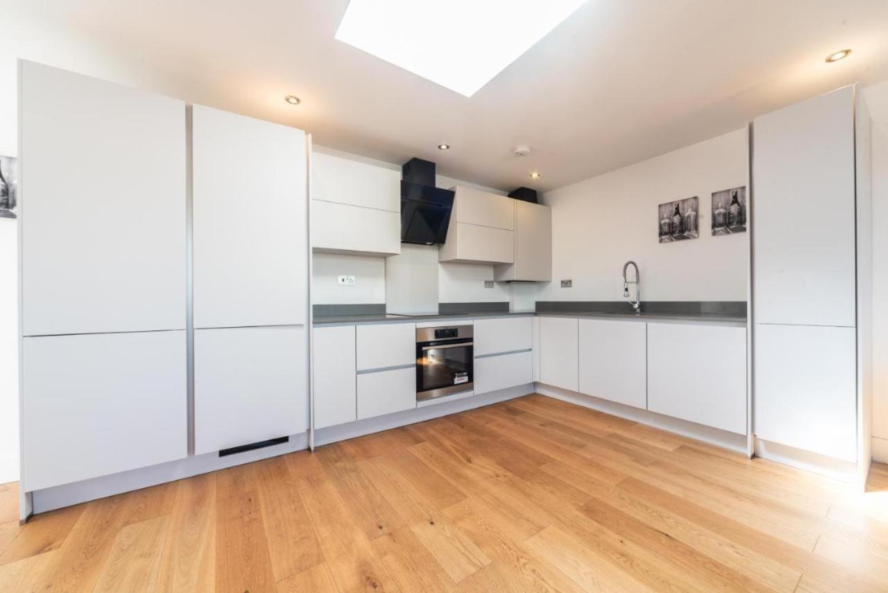 Apartment Lovely Penthouse Near Canary Wharf