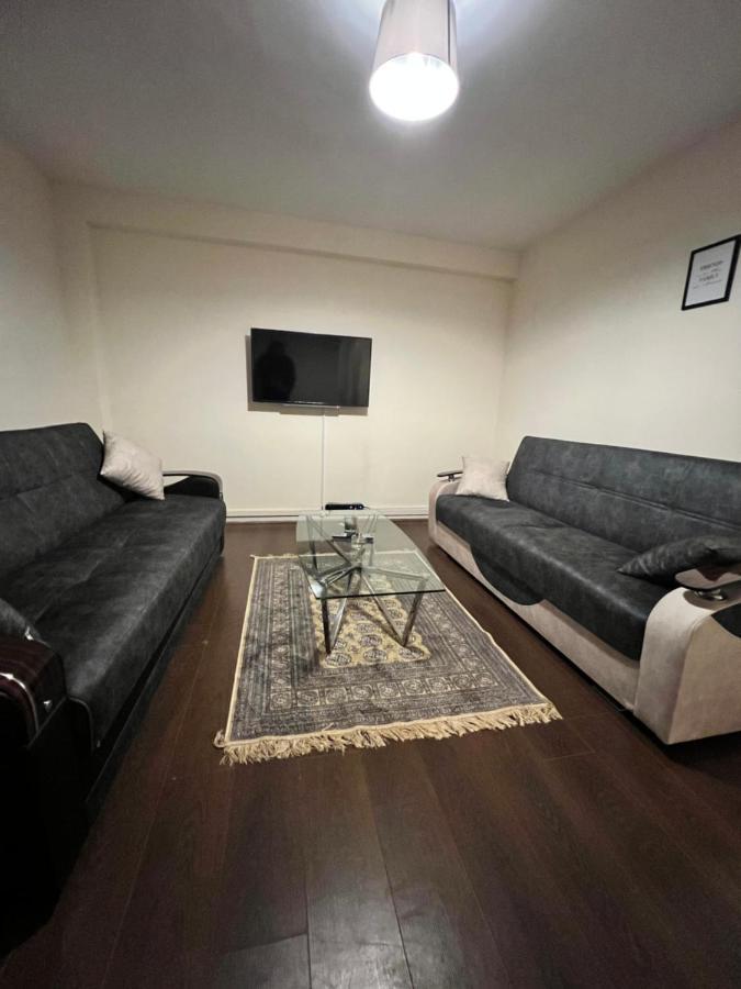 Marble Arch, Oxford Street, Edgware Road Apartment London