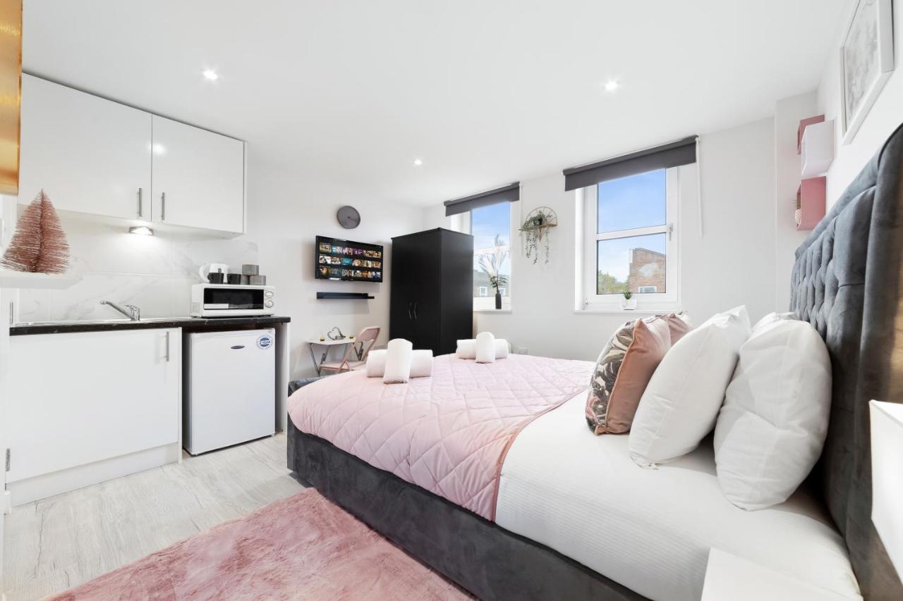 Crystal Palace Suites *