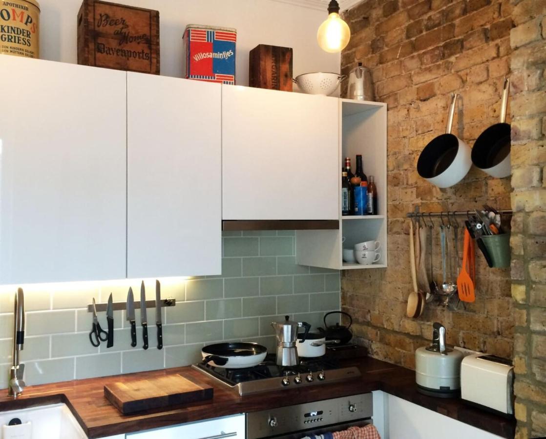 Leilighet Beautiful Canalside 1-bedroom Flat With Terrace London