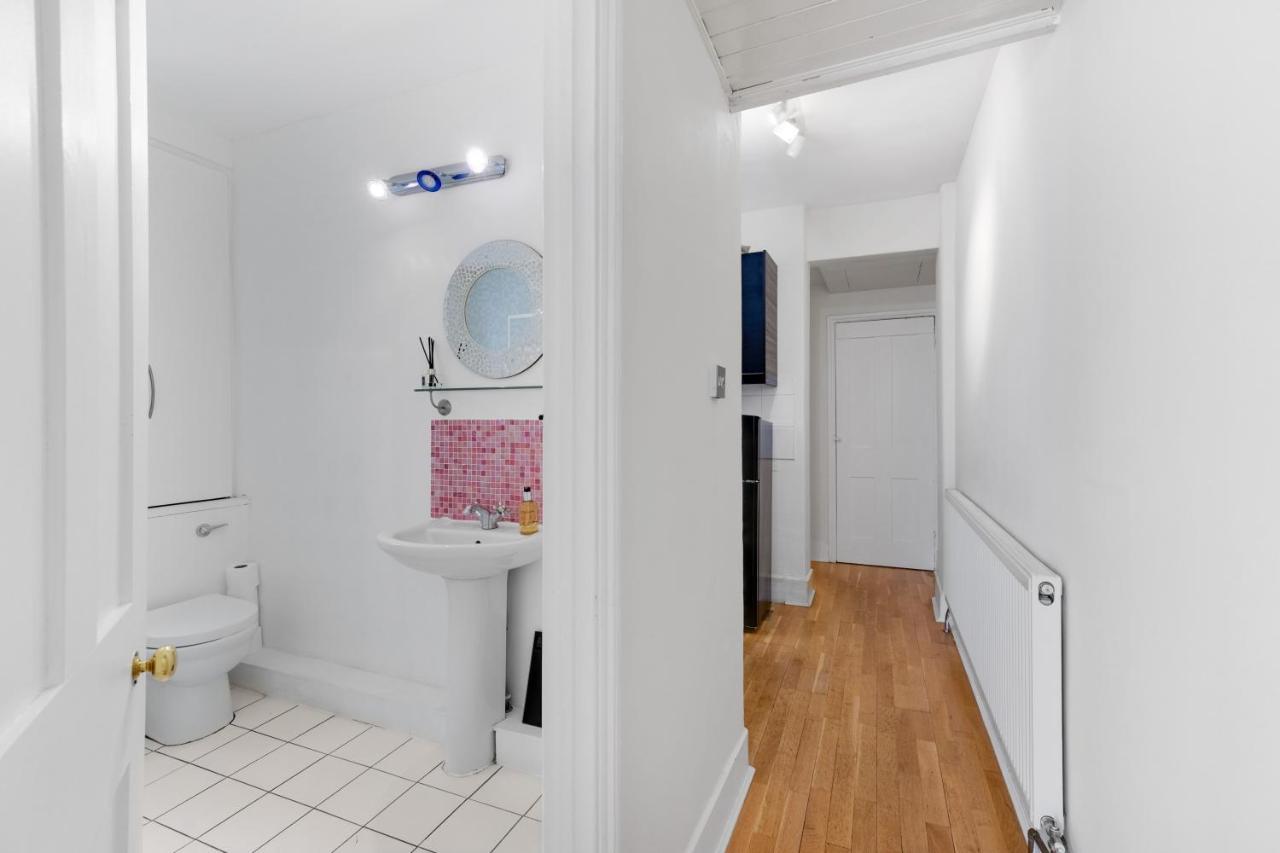Apartment Mirabel Two Bedrooms, One Bath, Fulham Sw6 By Mdps