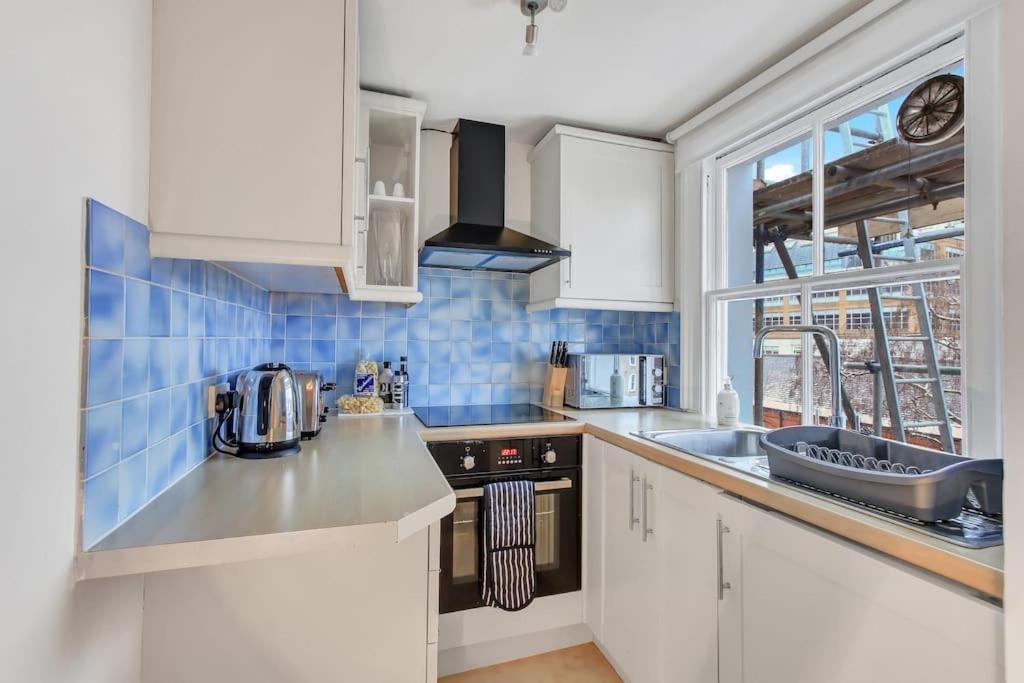 Chic One Bedroom Chelsea