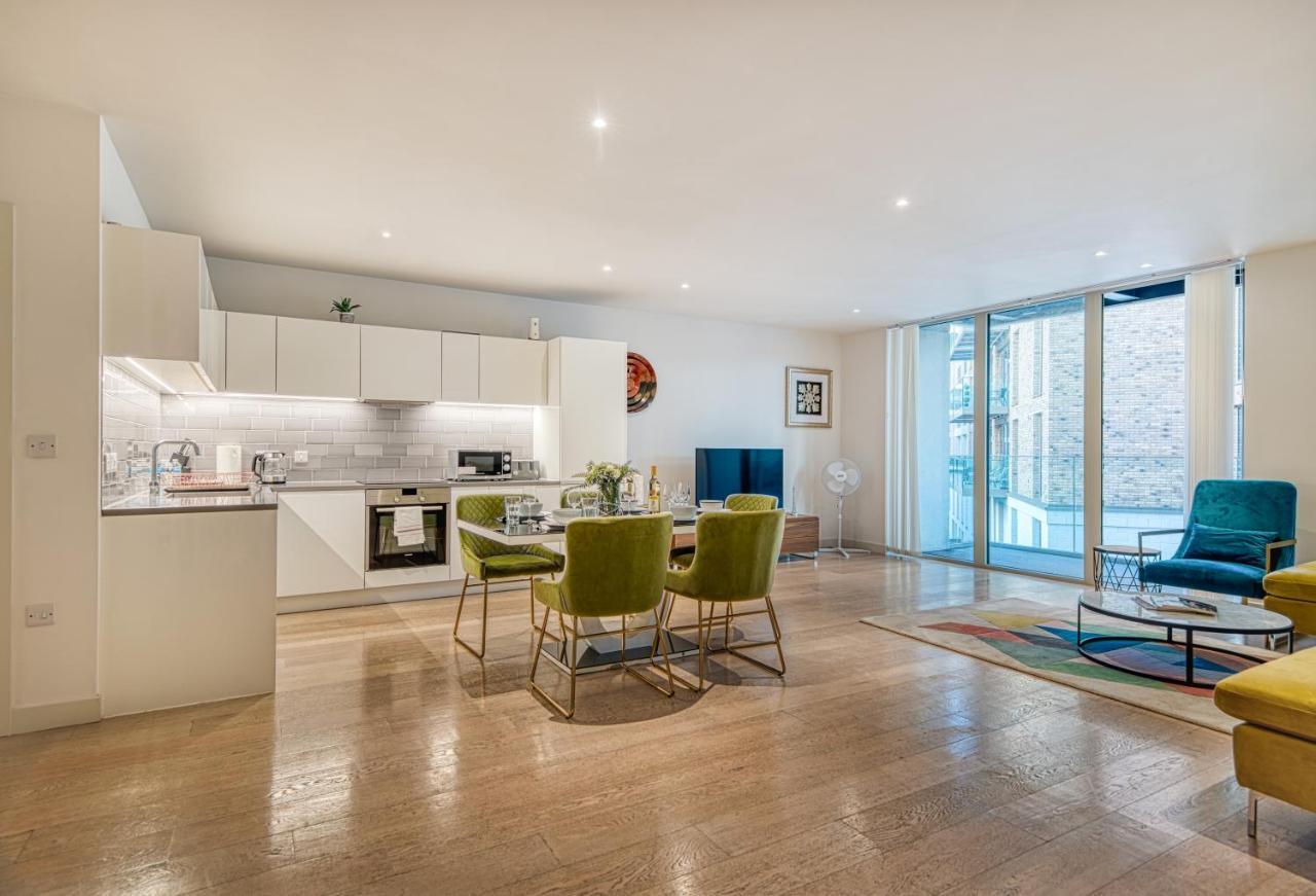 Austin David Royal Wharf Appartement