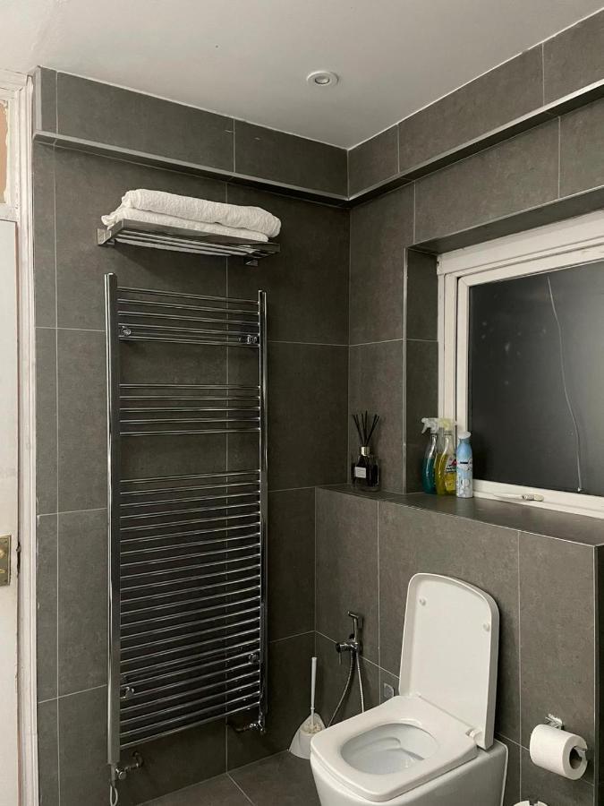 Balham, South Spacious 5, 6 Available Gjestgiverier