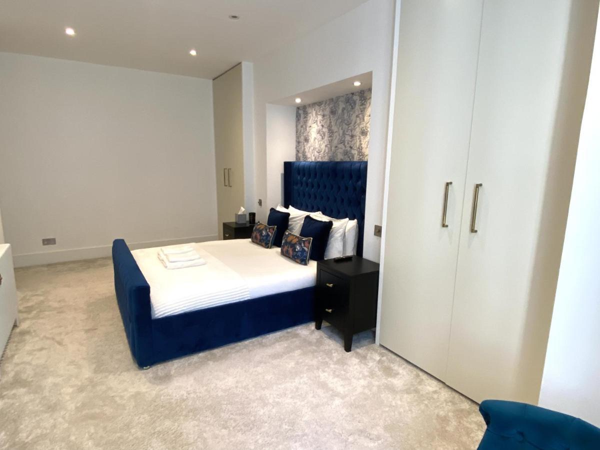 Modern Luxurious 3 Bed Flat With Private Garden & Bbq Apartment *