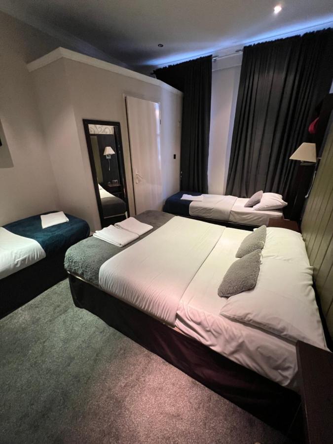 Goodwood Hotel 2*