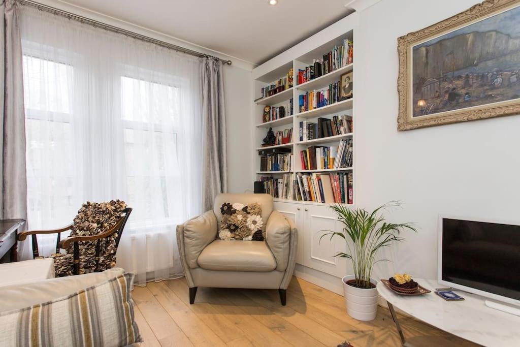 Leilighet 2 Bed Flat Near Westfield, West