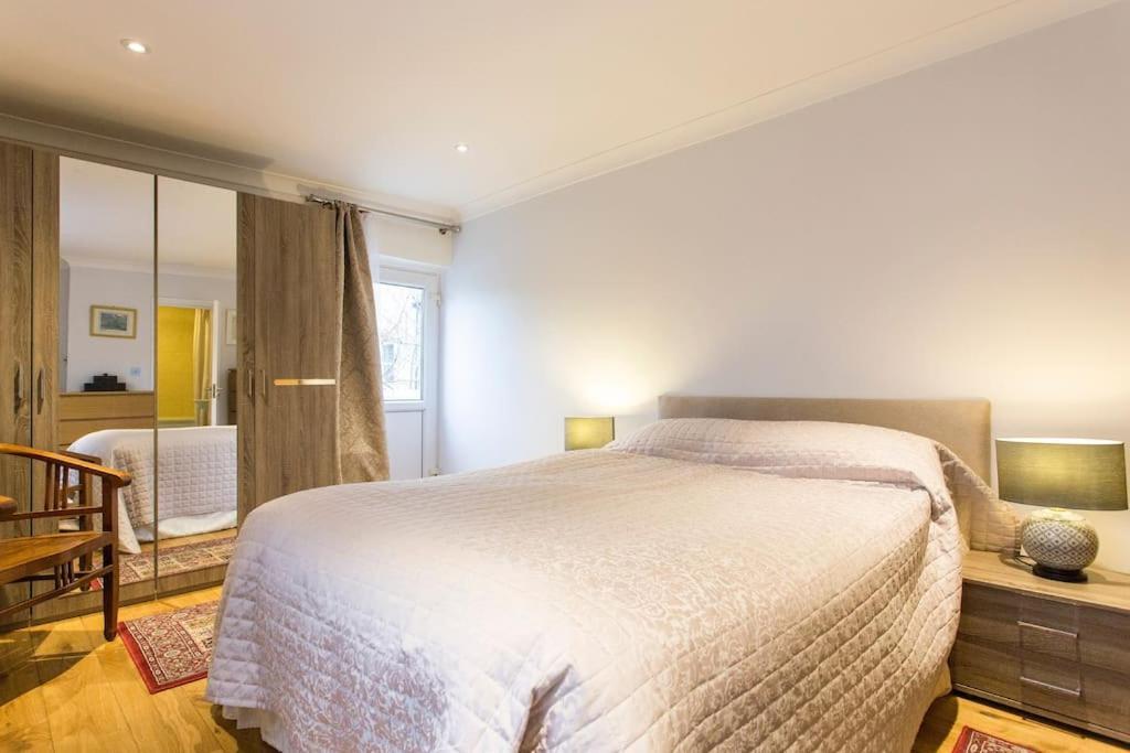 Leilighet 2 Bed Flat Near Westfield, West
