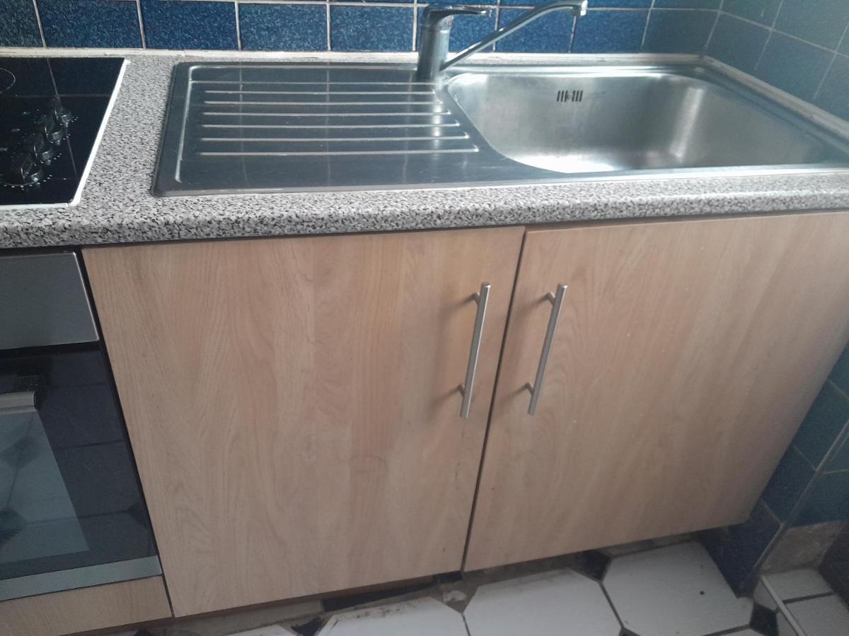 Lovely 1-bed Studio In * London