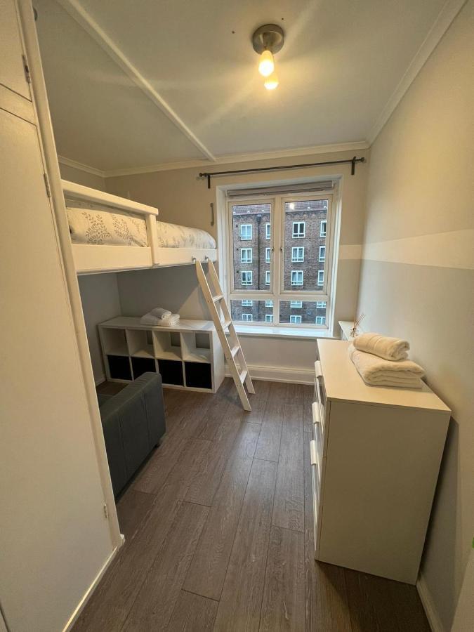 Vauxhall Guest house *