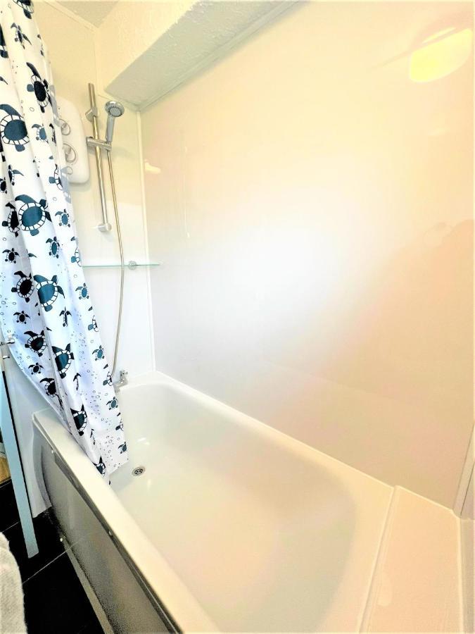 Stepney 17 Double Bedrooms Gjestgiverier *