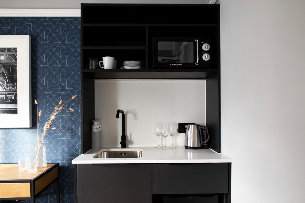 Bob W Hyde Park Apartment *