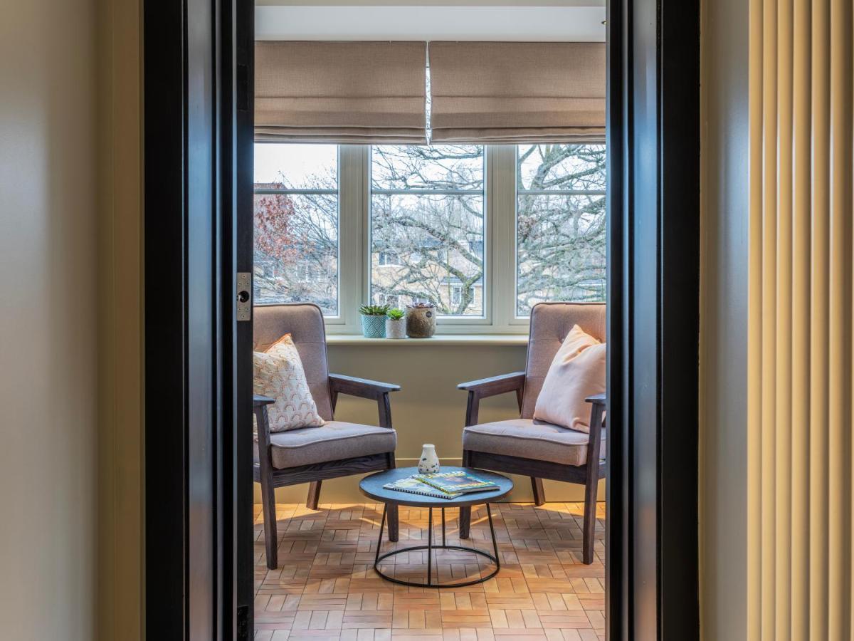 Stylish Studios, Southfields Station - Sk Appartement