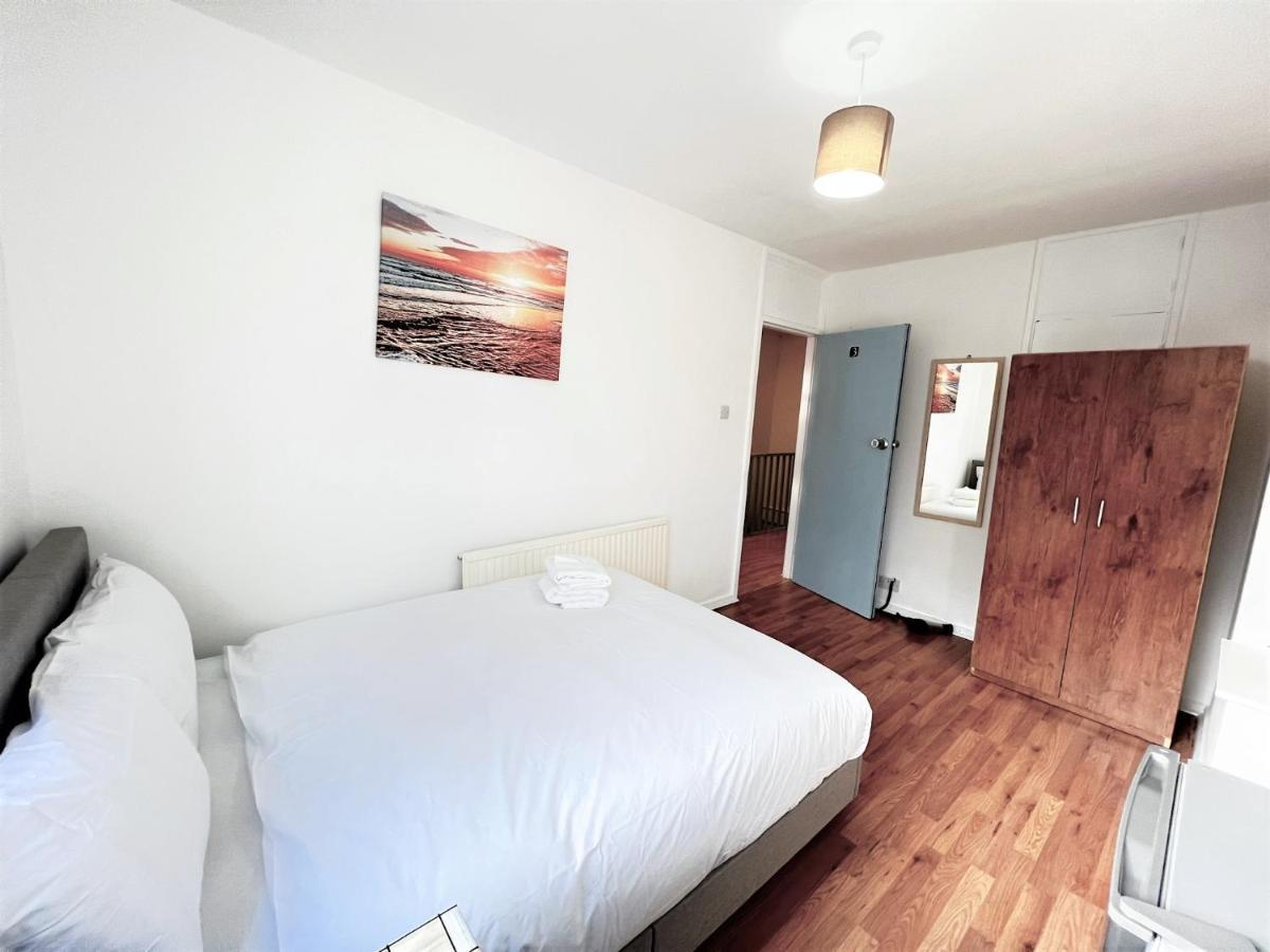 Gjestgiverier Stepney 17 Double Bedrooms *