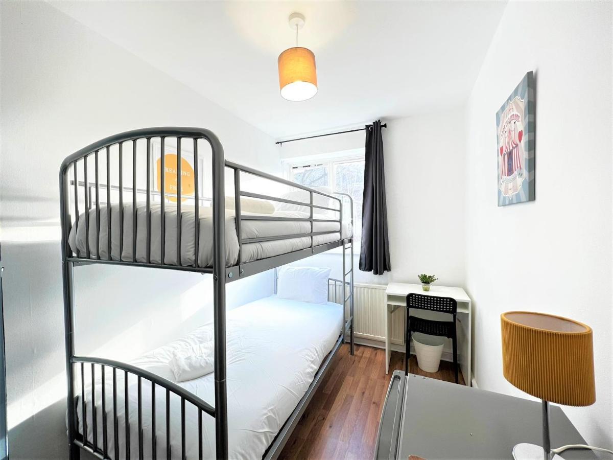 Gjestgiverier Stepney 17 Double Bedrooms *