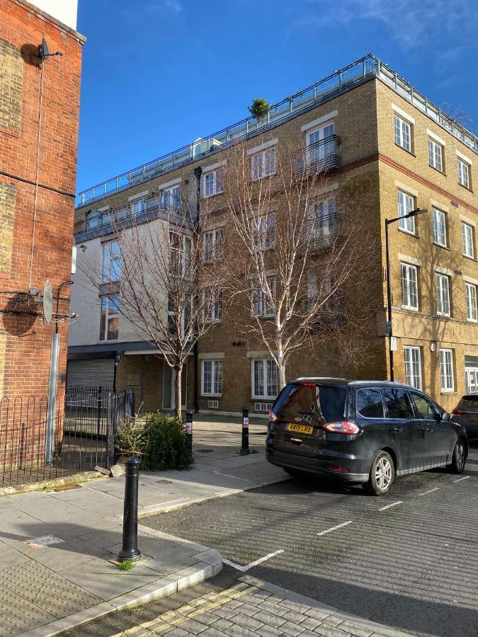 Appartement Bridge Flat - Perfect For Families Londen