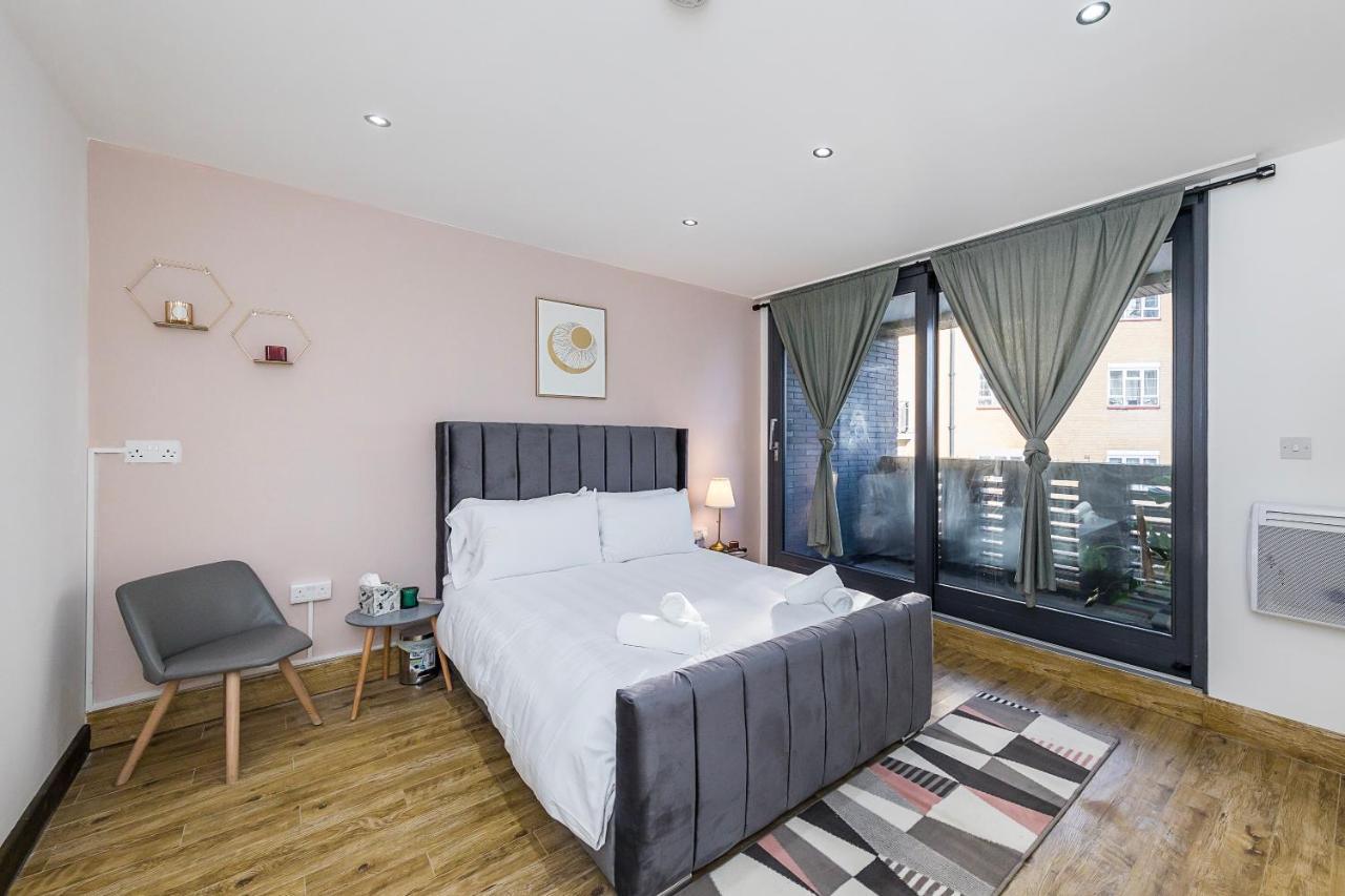 Edgware Hub Guest house London