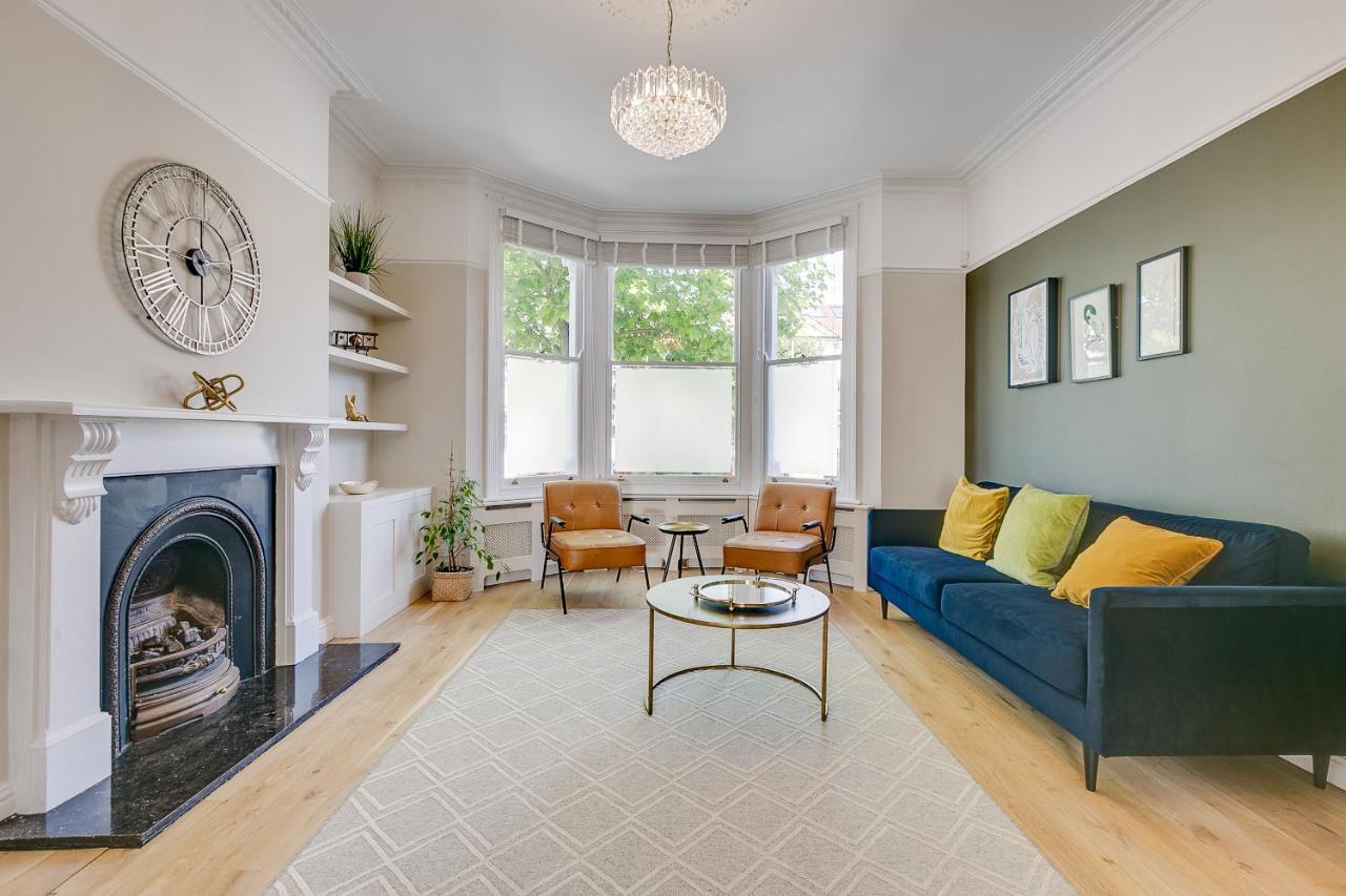 Holiday home Balham Near Tube Victorian House 4 Bedrooms 9 Beds London