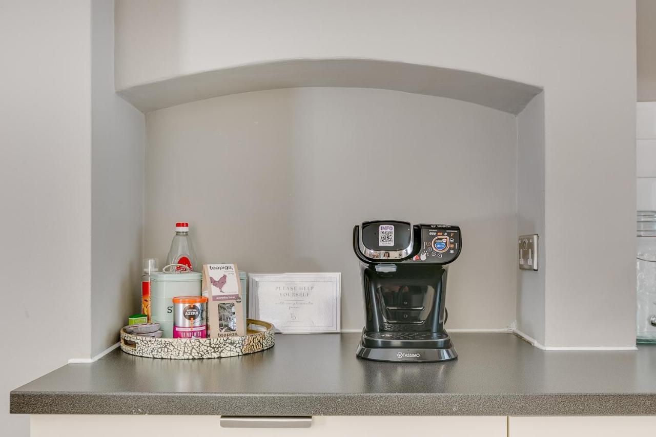 Holiday home Balham Near Tube Victorian House 4 Bedrooms 9 Beds London