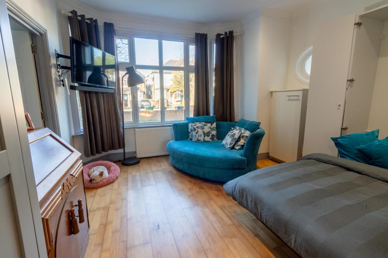 Apartment Spacious And Light Flat In Clapham *