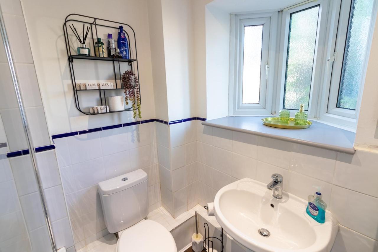 Spacious And Light Flat In Clapham * London