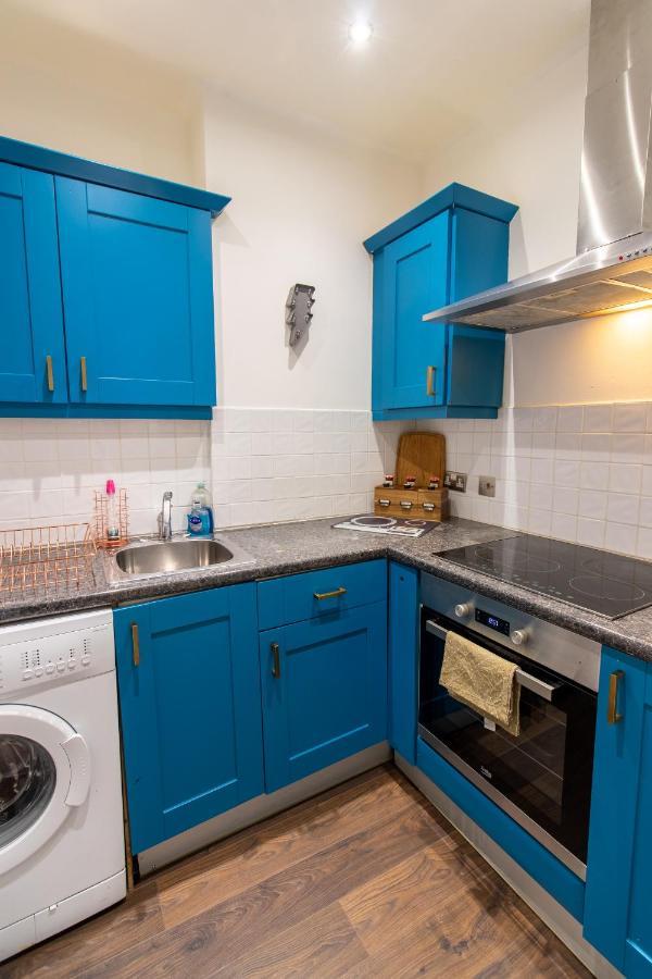 Spacious And Light Flat In Clapham London