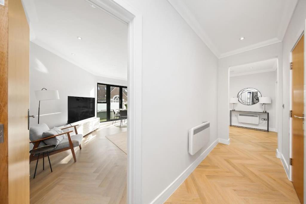 3bed Penthouse 10min To Wimbledon Tennis Courts Apartment *