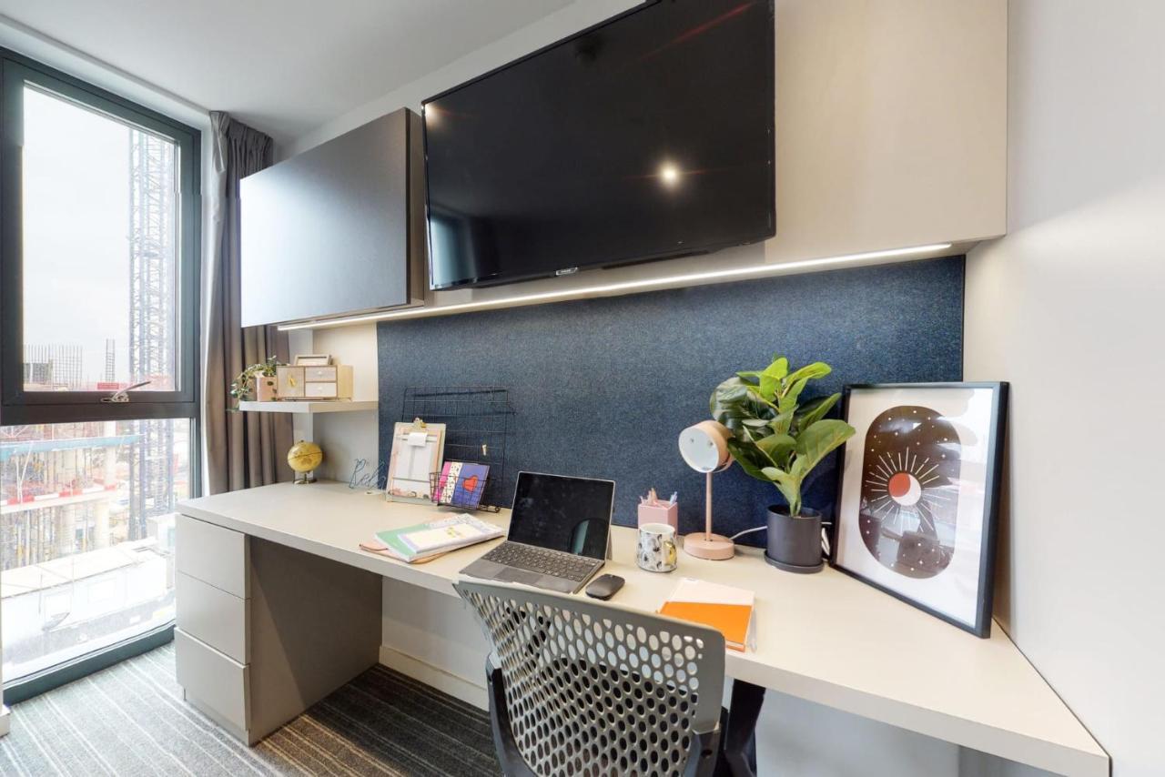 Chapter Ealing: With Tube Station Access * London