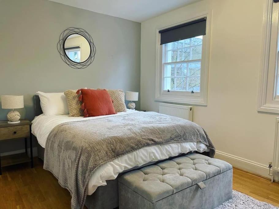 Luxury 2 Bed Flat In Inslington Appartement Londen