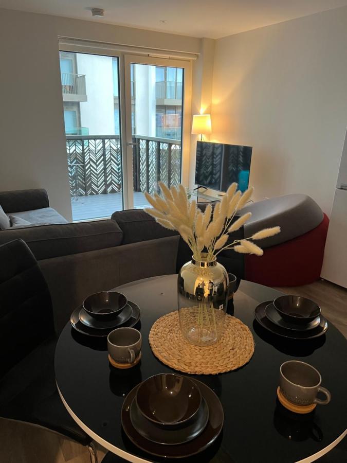 Luxury Flat In White London