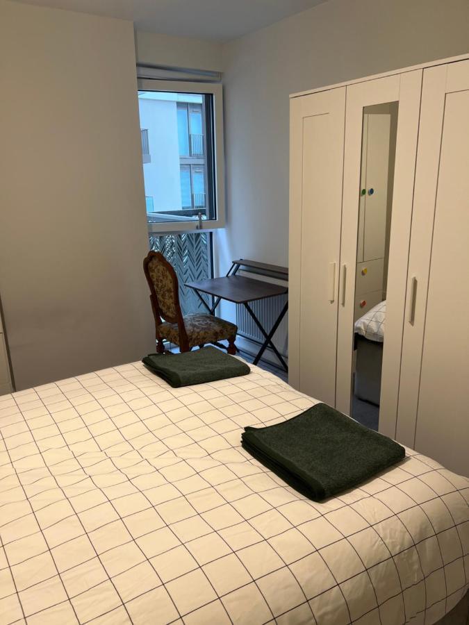 Luxury Flat In White * London