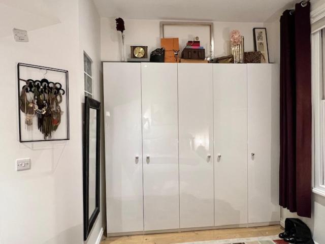 Leilighet Lovely Flat Near Holland Park London