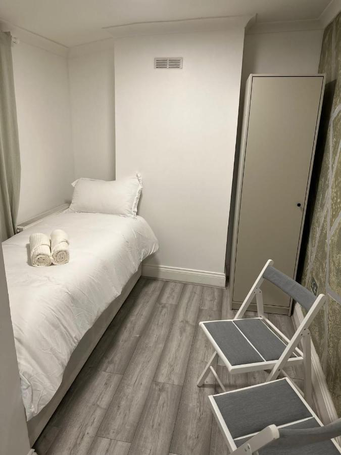 Single 9 Guest house