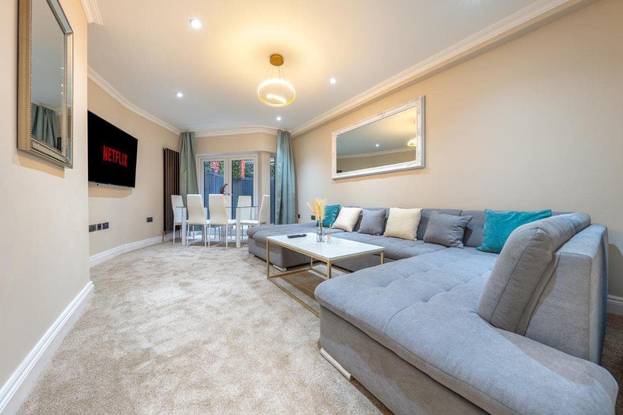 Brand New Luxury House - Sleeps 8 * Londen