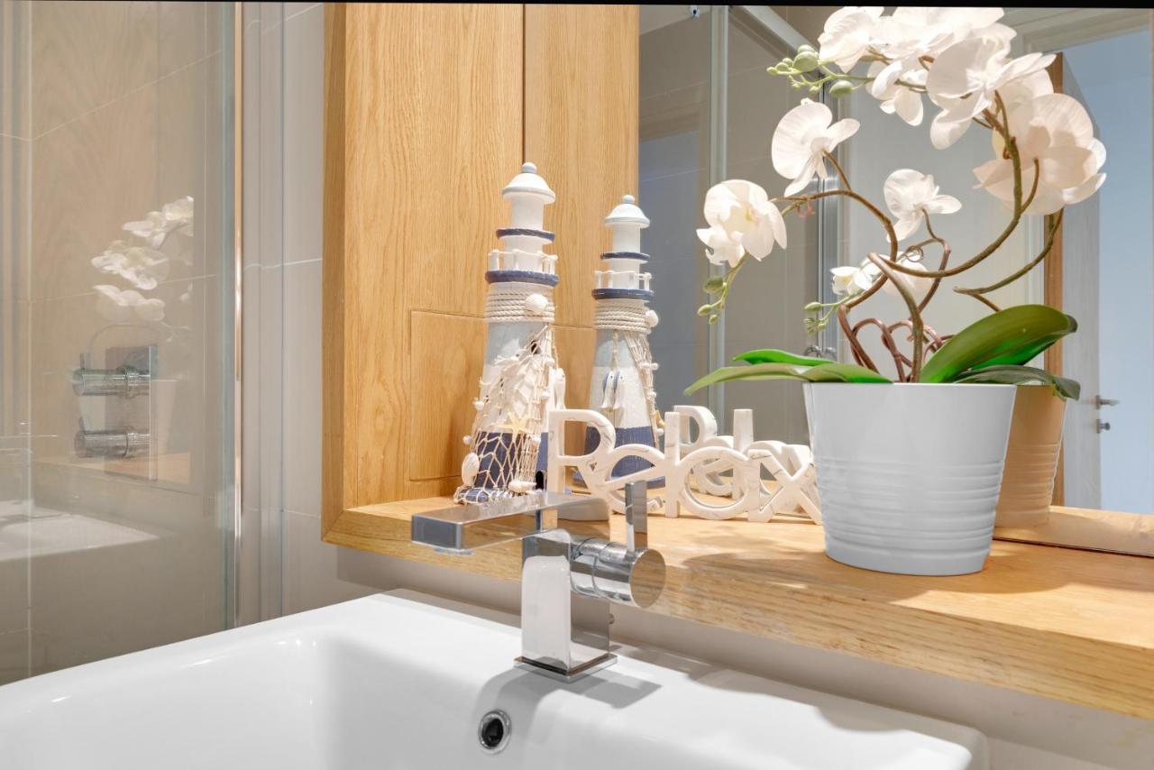 Large 2bed 2bath Beautiful River Views Greenwich Cutty Sark - Perfect For Long Stay, Business, Leisure And Relocations Apartment London
