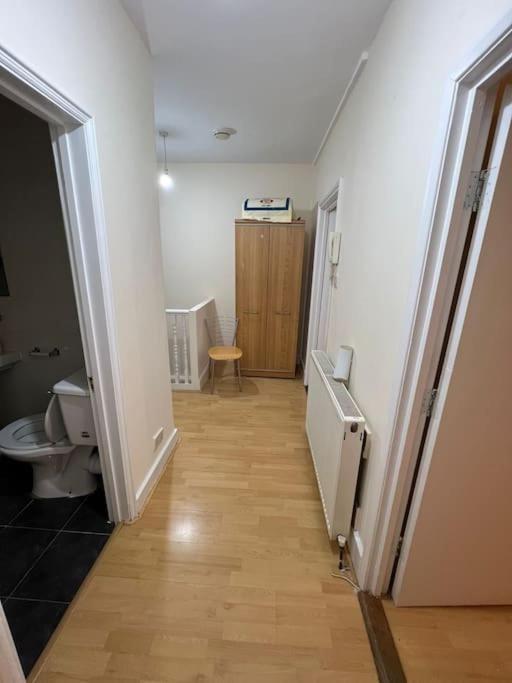 003- Lovely 1-bedroom Very Close To Leilighet