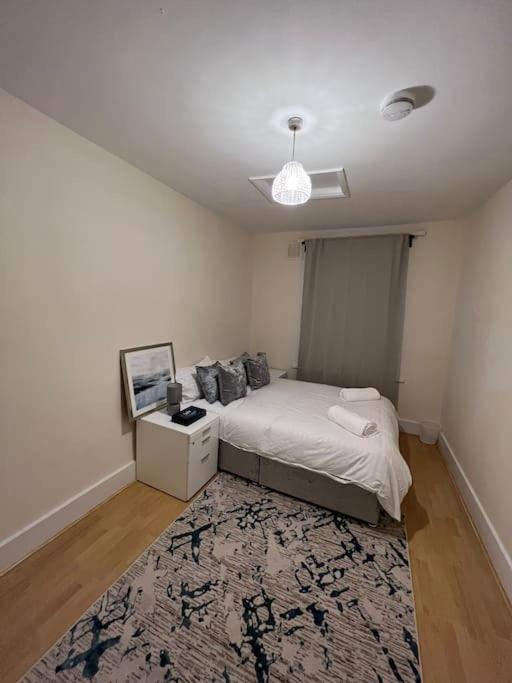 003- Lovely 1-bedroom Very Close To Leilighet *