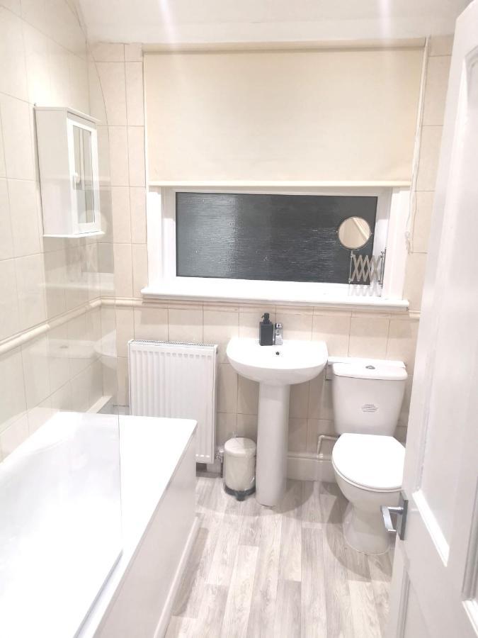 Amazing 2 Bed * London