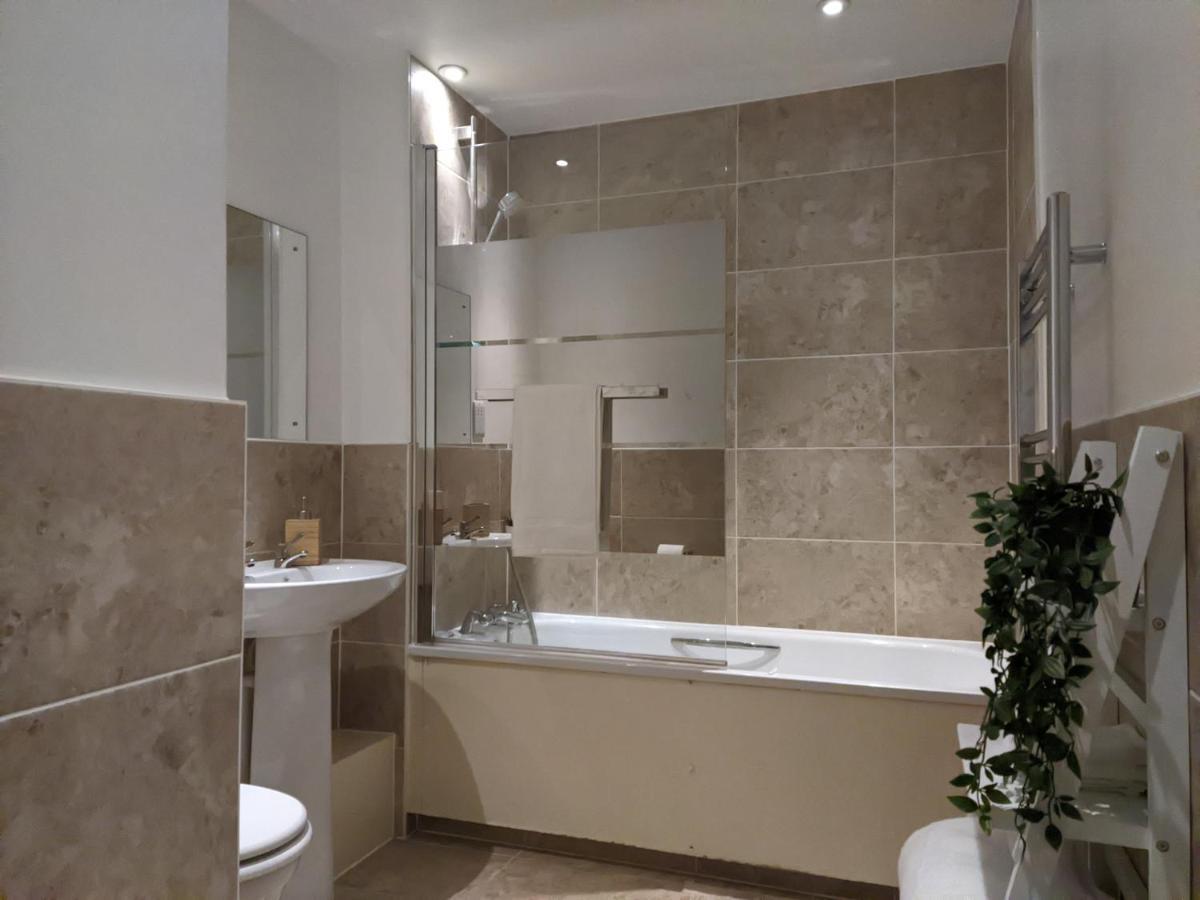 Stylish Peckham 10 Seconds From Station Leilighet *