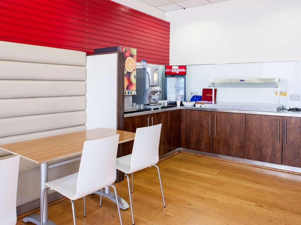 Hotell Travelodge Kew Bridge