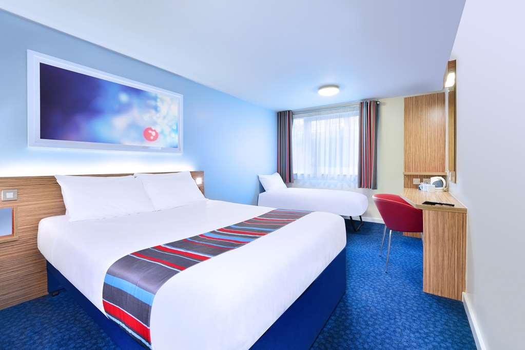 Travelodge Wembley Hotel 3*
