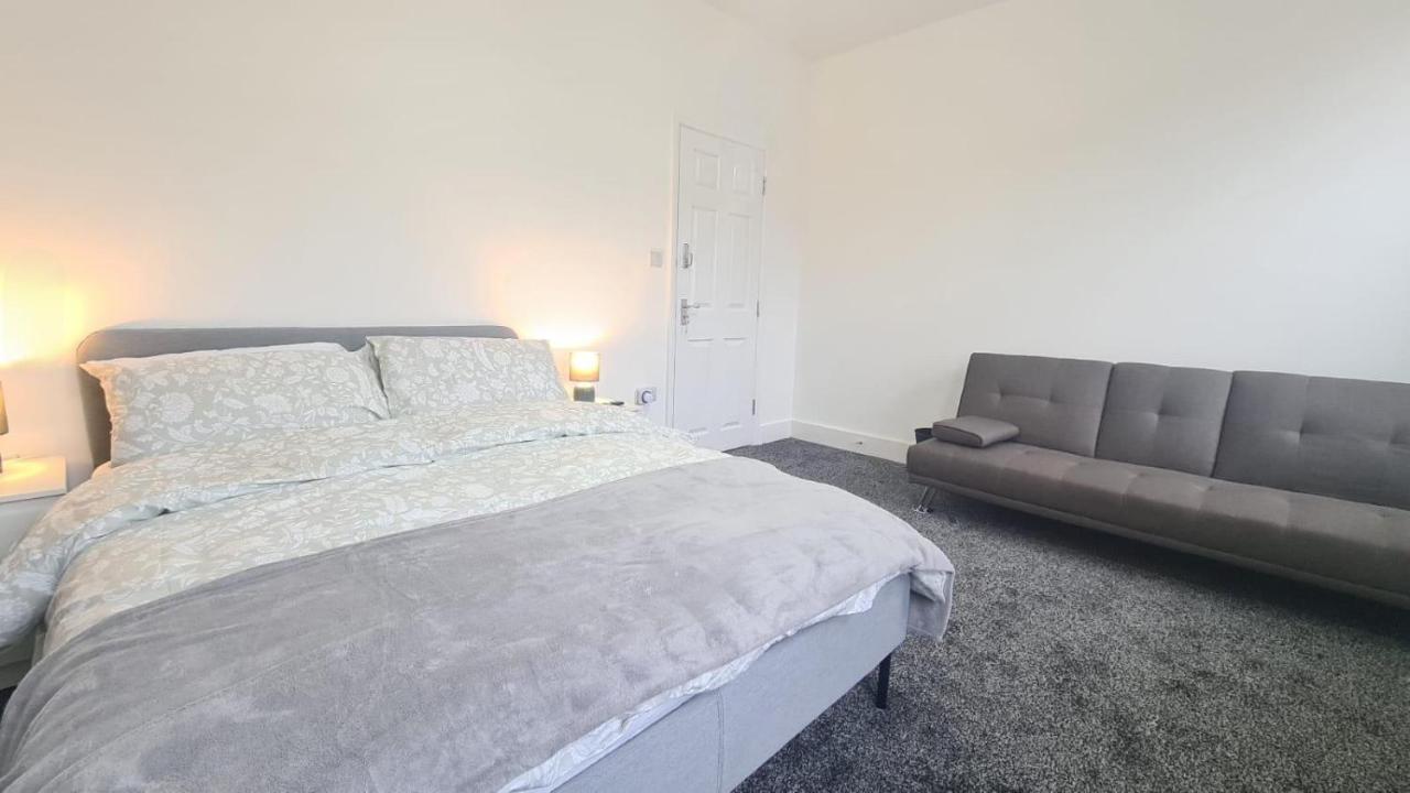 Spacious Private In Manor Park Privatunterkunft