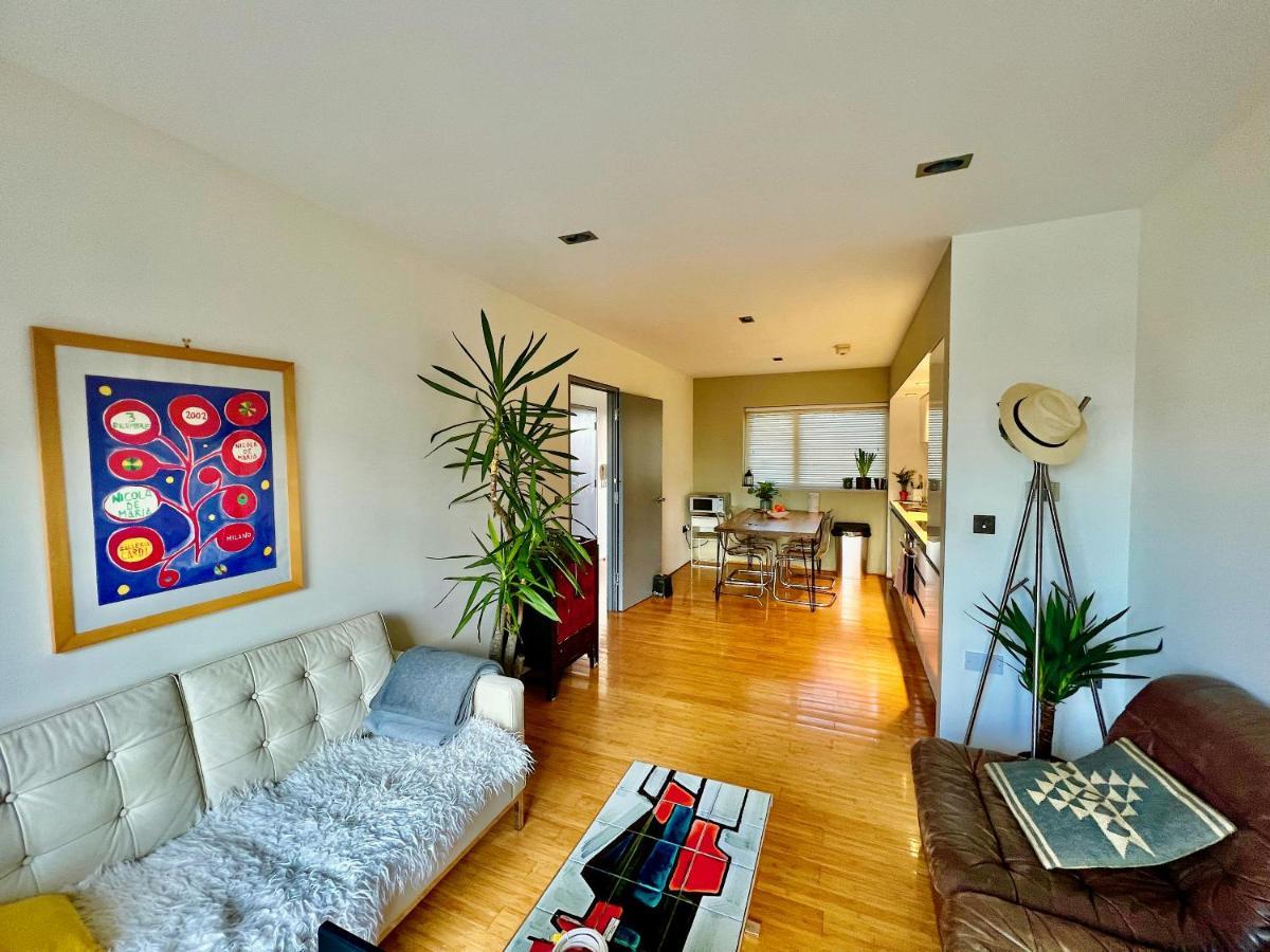 Zen Life With Urban Views - E8 Chic London