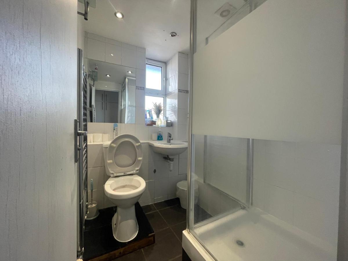 3 In Shared In Foresthill 2023 Homestay