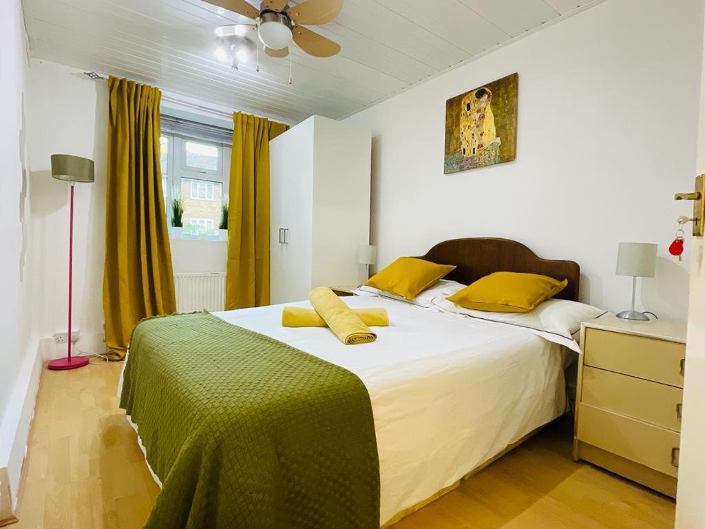Cosy Flat Close To East Finchley Station Appartement Londen