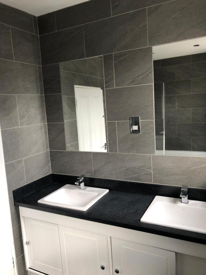 Great 4 Bedroom In Tooting Apartamento