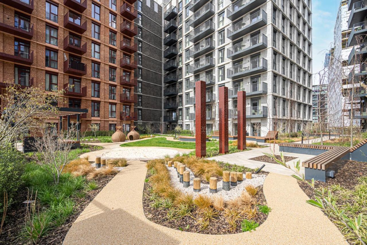 Altido New Near Battersea Power Station * Londen