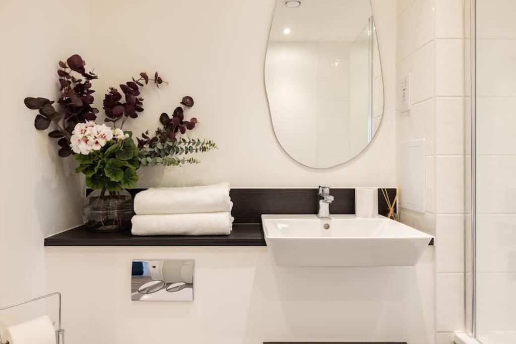 Wild Roses Serviced - Upton Park Londres