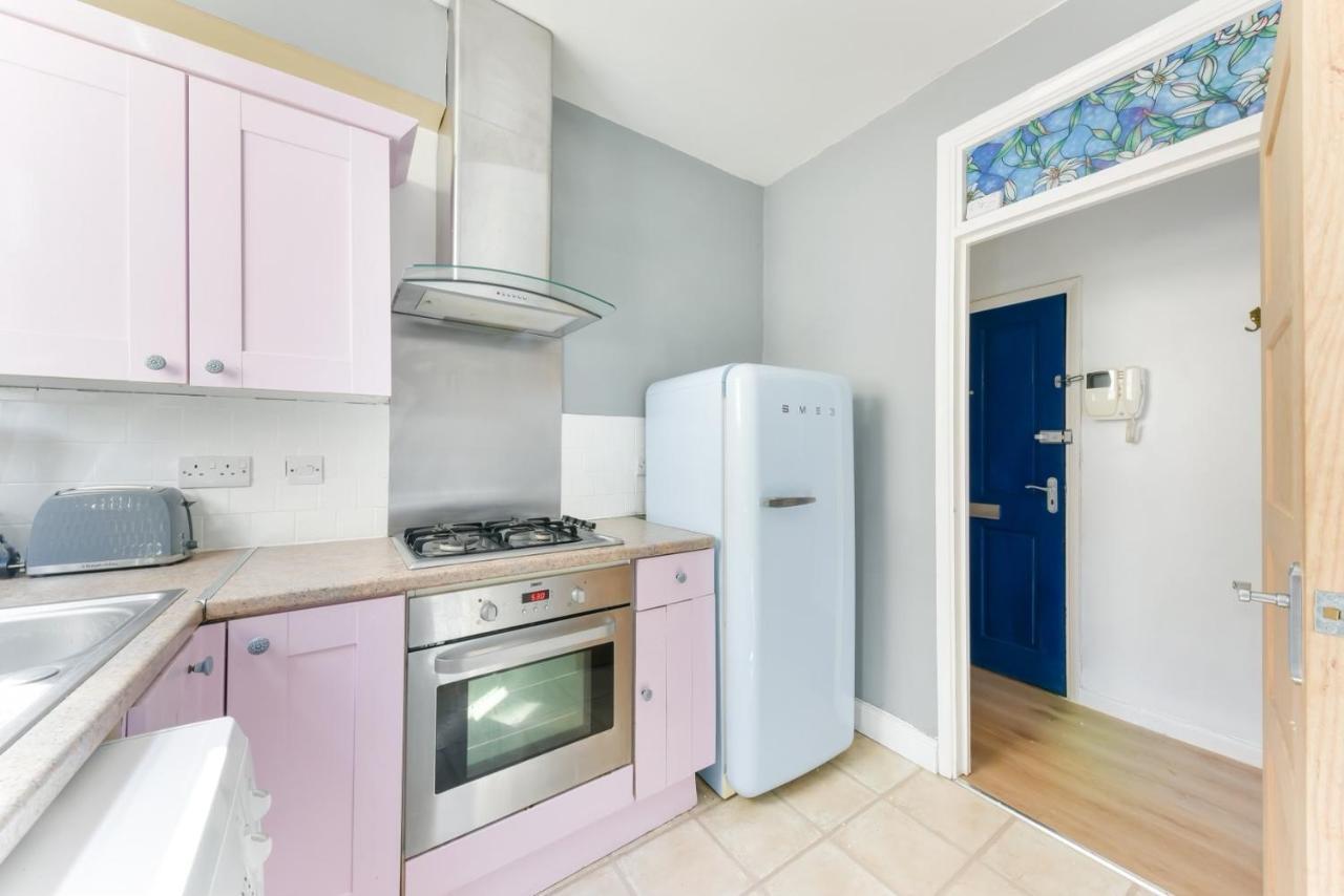 Cozy 1-bed In Brixton Apartment London