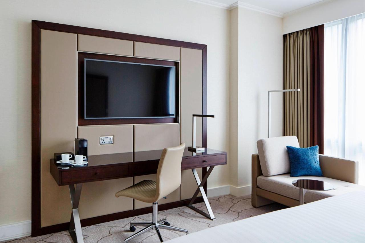 Marriott Canary Wharf 5*